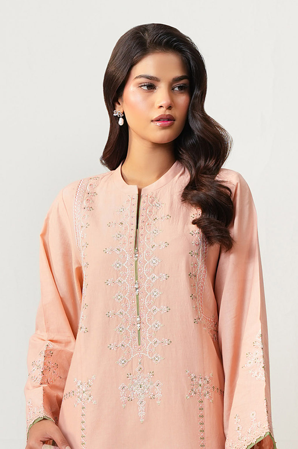 UNSTITCHED EMBROIDERED SUIT