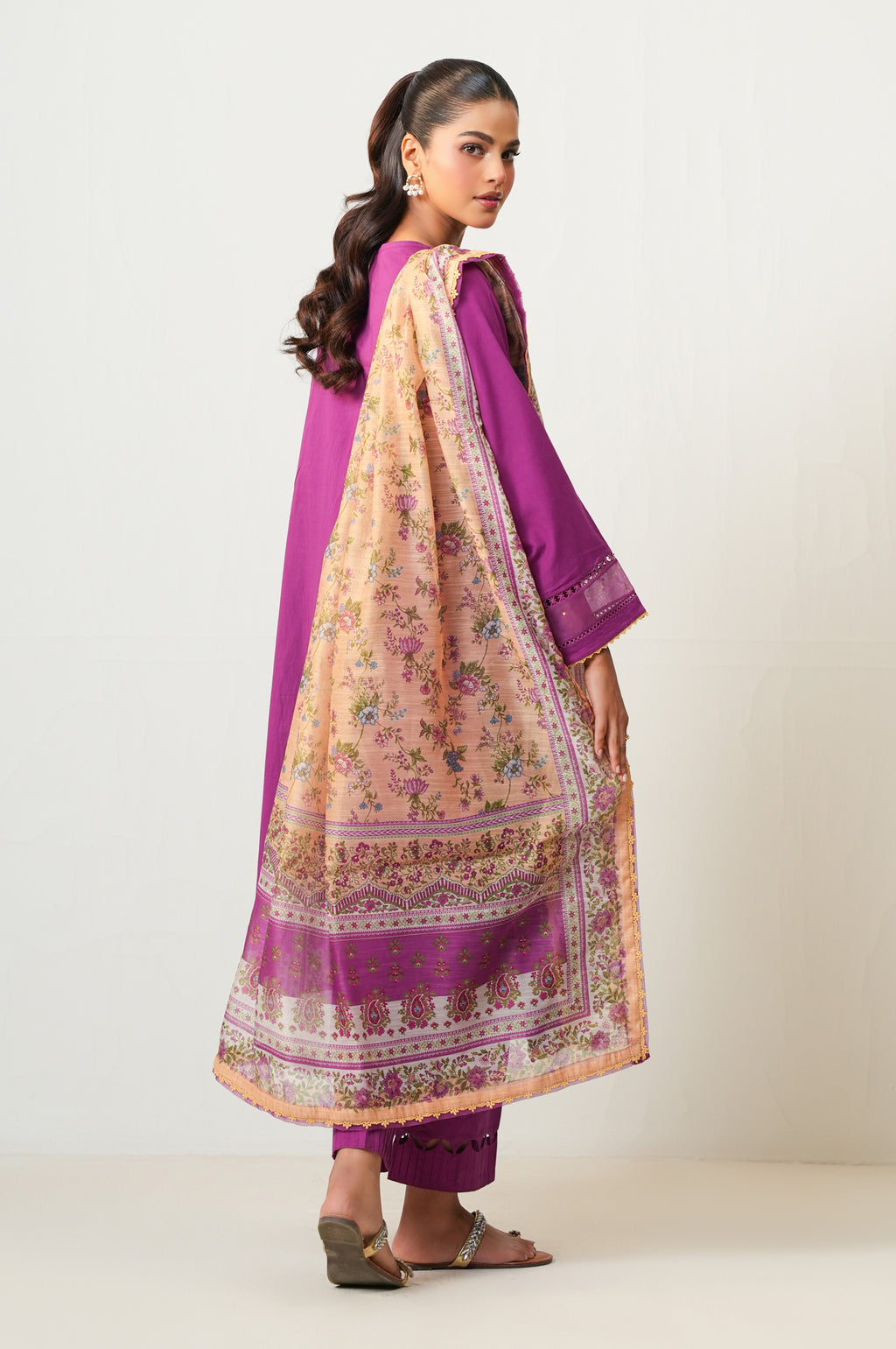 UNSTITCHED EMBROIDERED SUIT