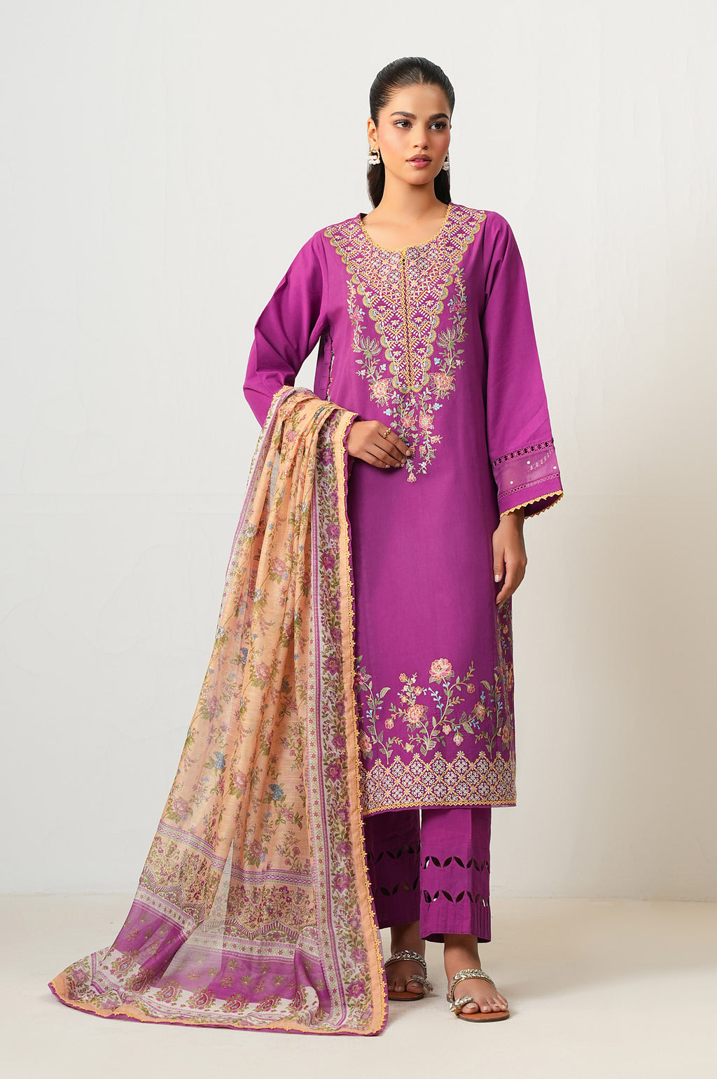 UNSTITCHED EMBROIDERED SUIT