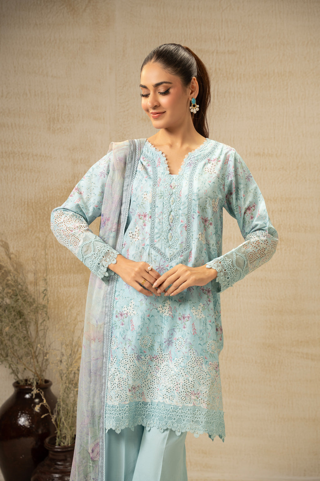 EMBROIDERED CHIKANKARI UNSTITCHED 3 PIECE SUIT