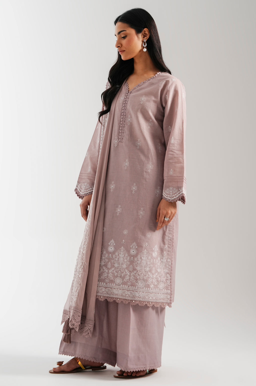 UNSTITCHED EMBROIDERED SUIT