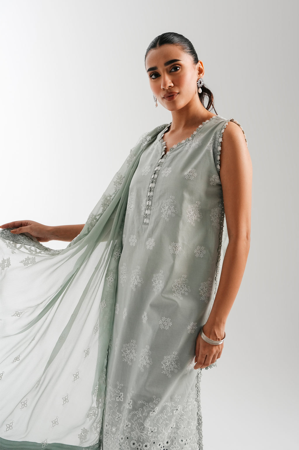 UNSTITCHED EMBROIDERED SUIT