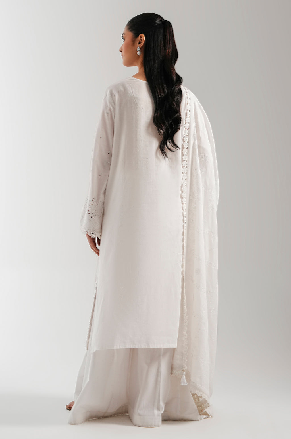 UNSTITCHED EMBROIDERED SUIT