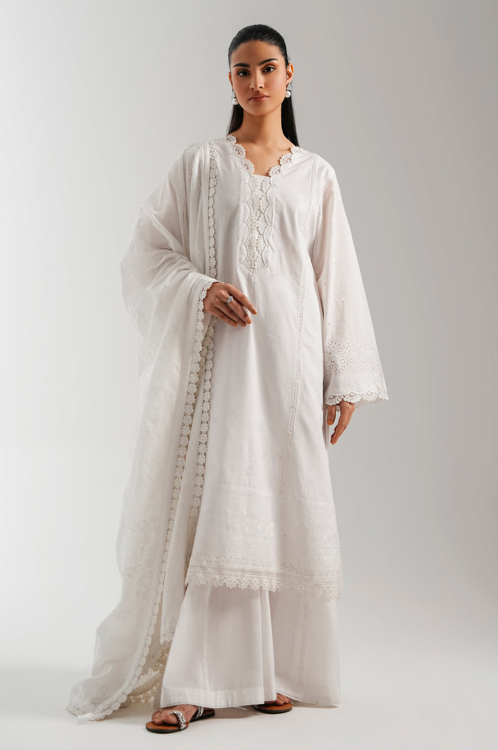 UNSTITCHED EMBROIDERED SUIT