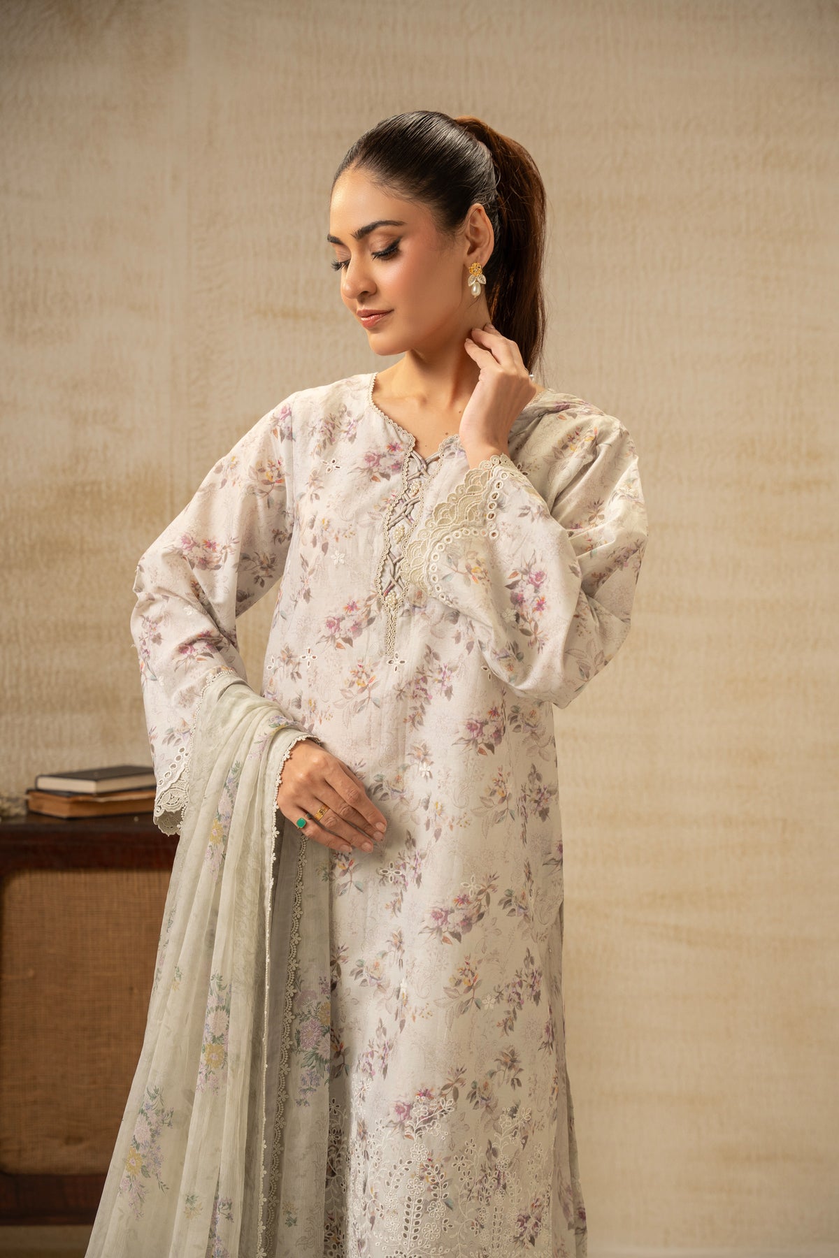 UNSTITCHED 3 PIECE SUIT