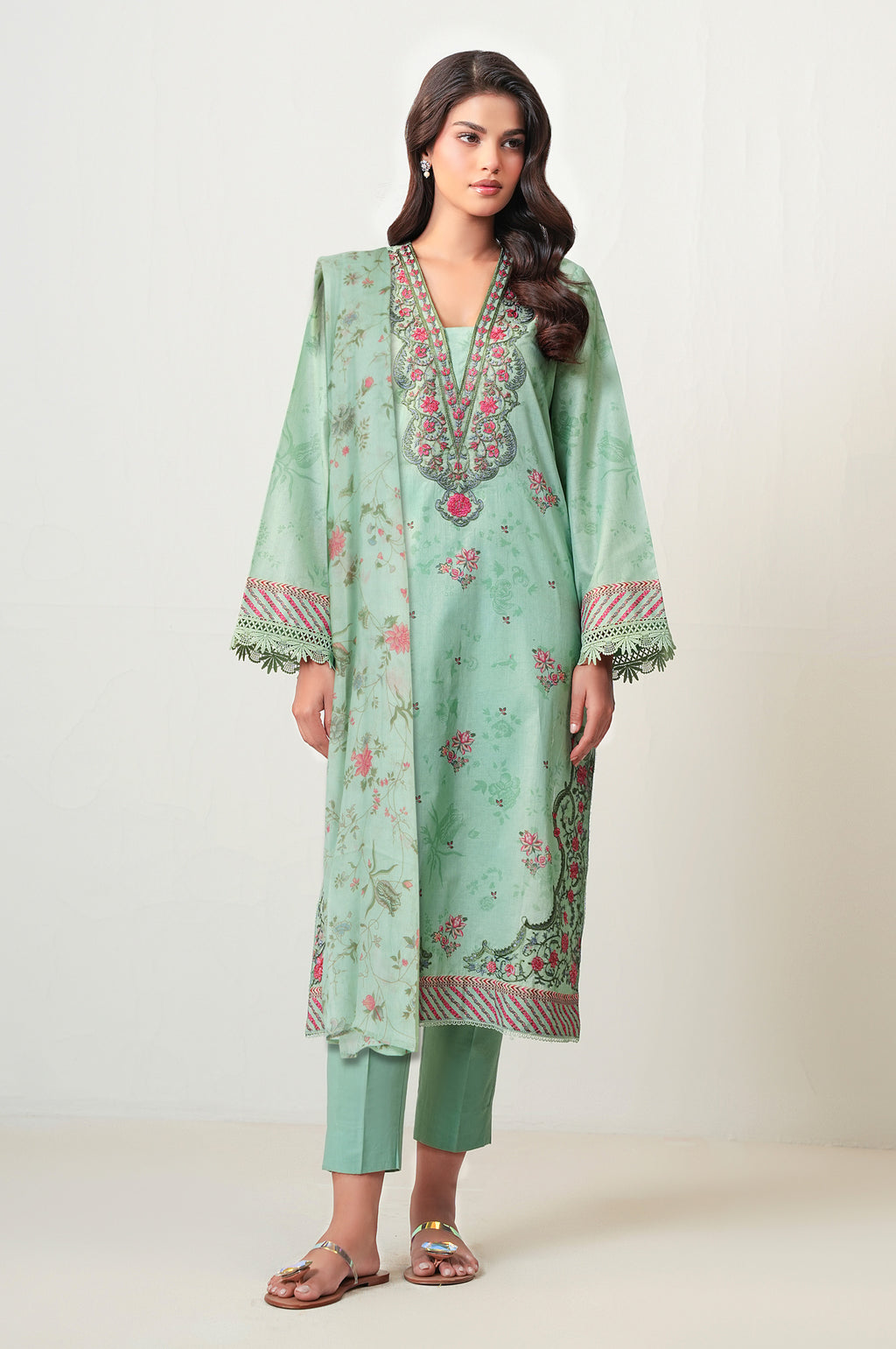 UNSTITCHED EMBROIDERED SUIT