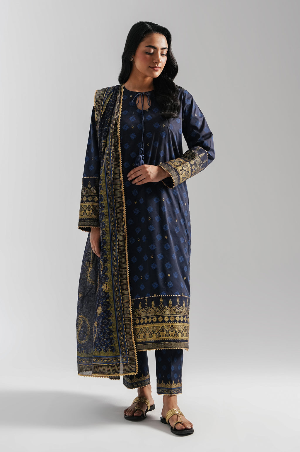 UNSTITCHED PRINTED SUIT