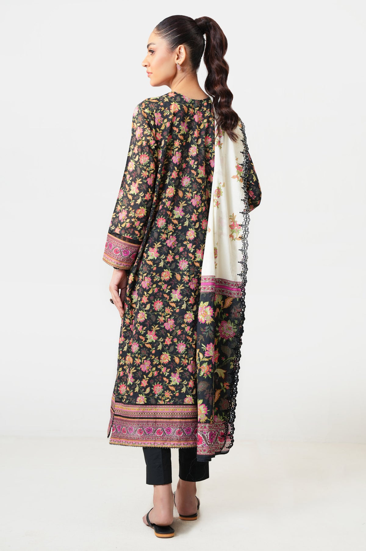 Unstitched 3 Piece Embroidered Lawn Suit