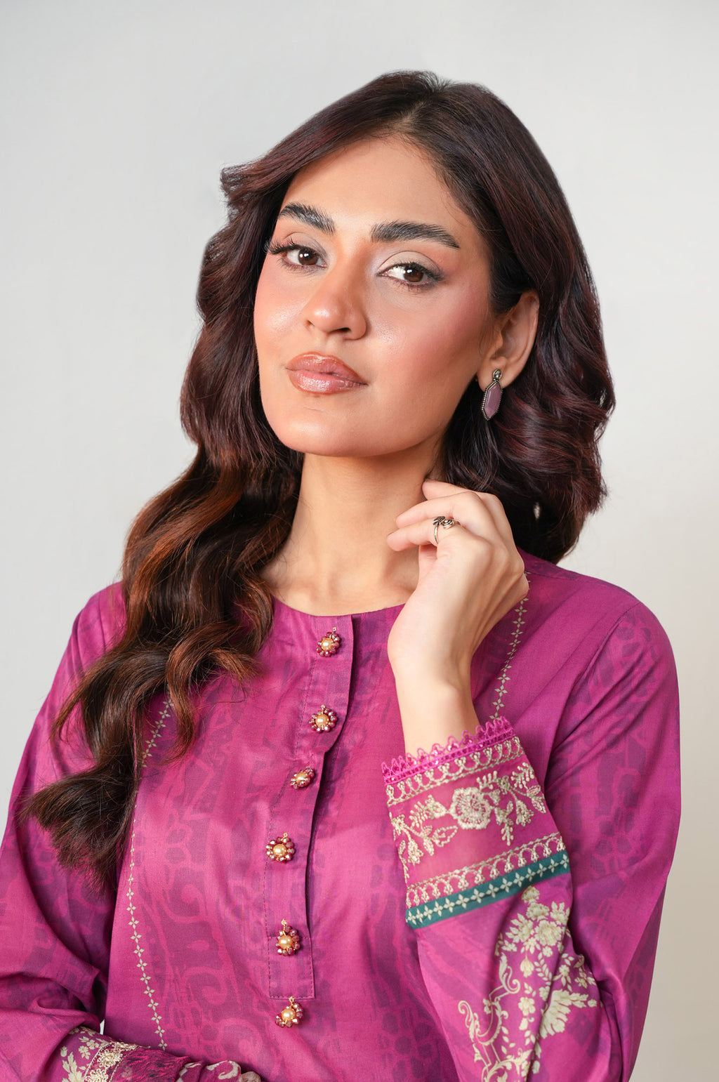 UNSTITCHED EMBROIDERED SUIT