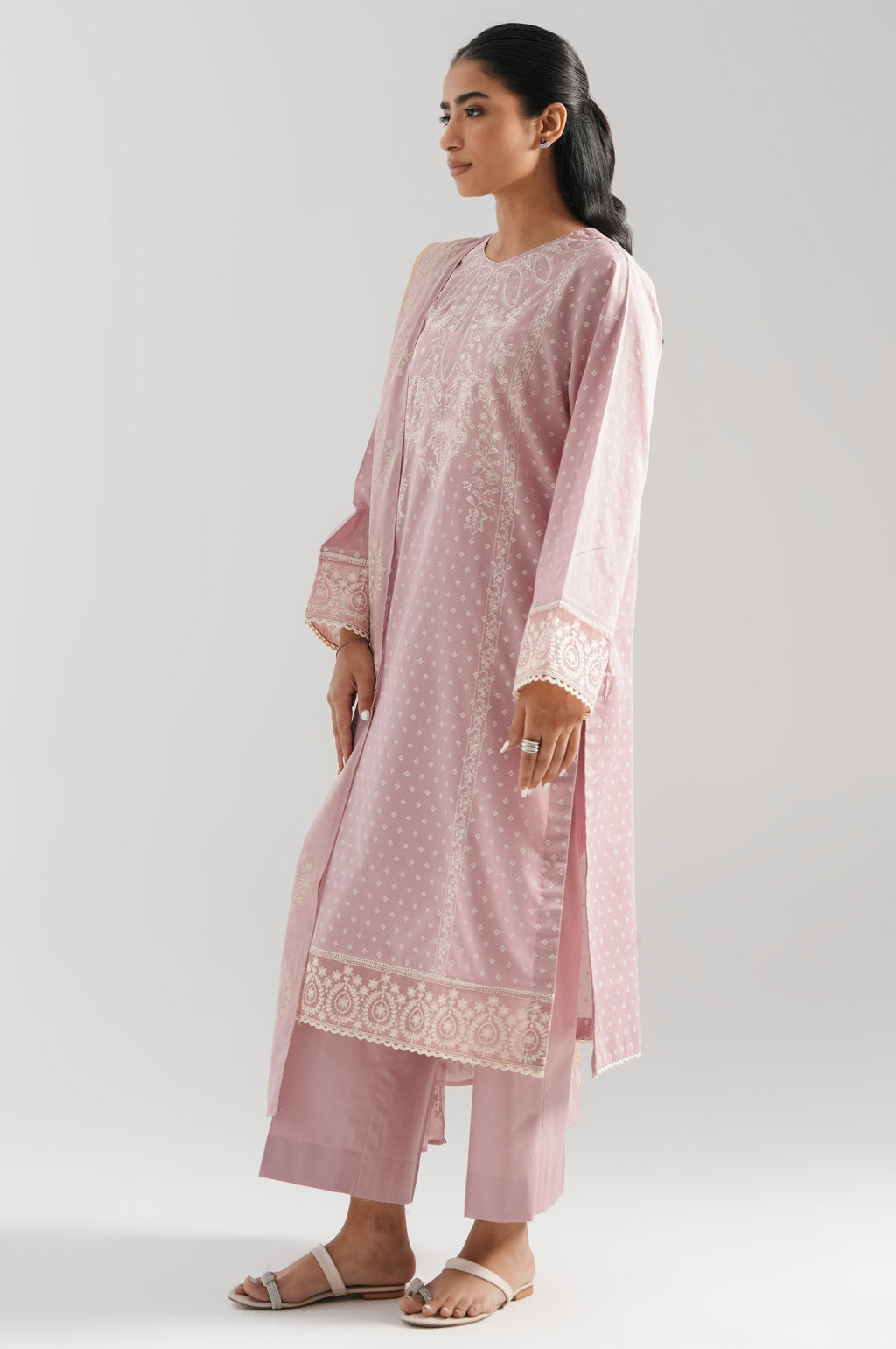 UNSTITCHED EMBROIDERED SUIT