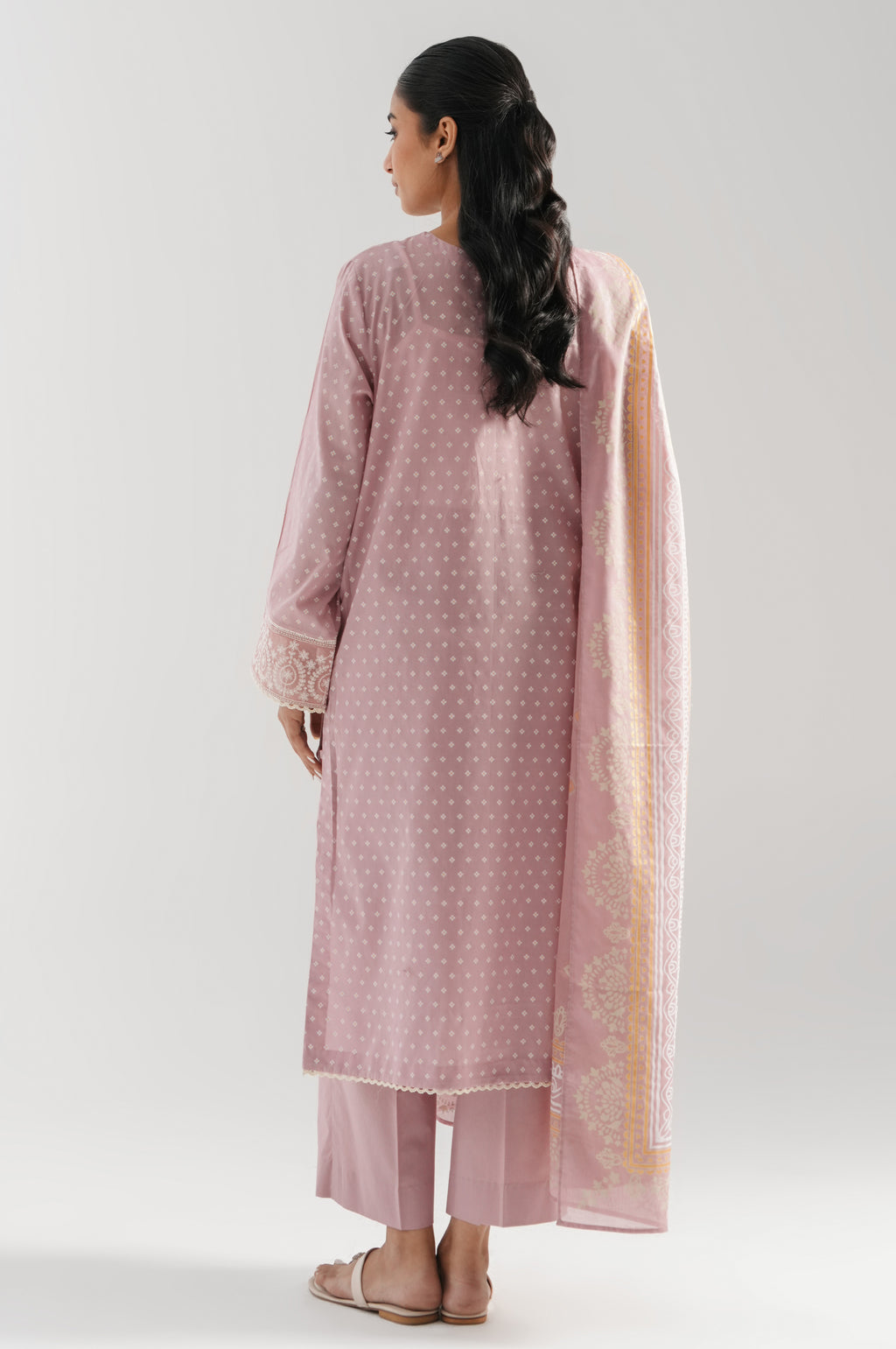 UNSTITCHED EMBROIDERED SUIT