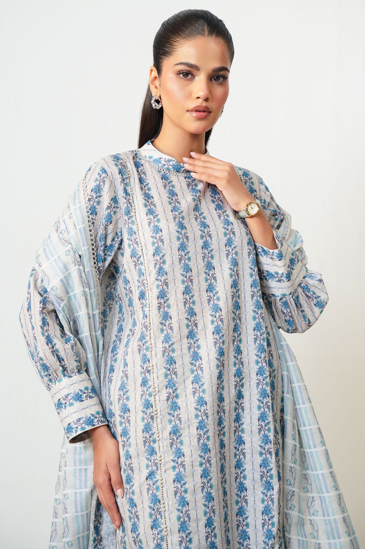 UNSTITCHED PRINTED SUIT