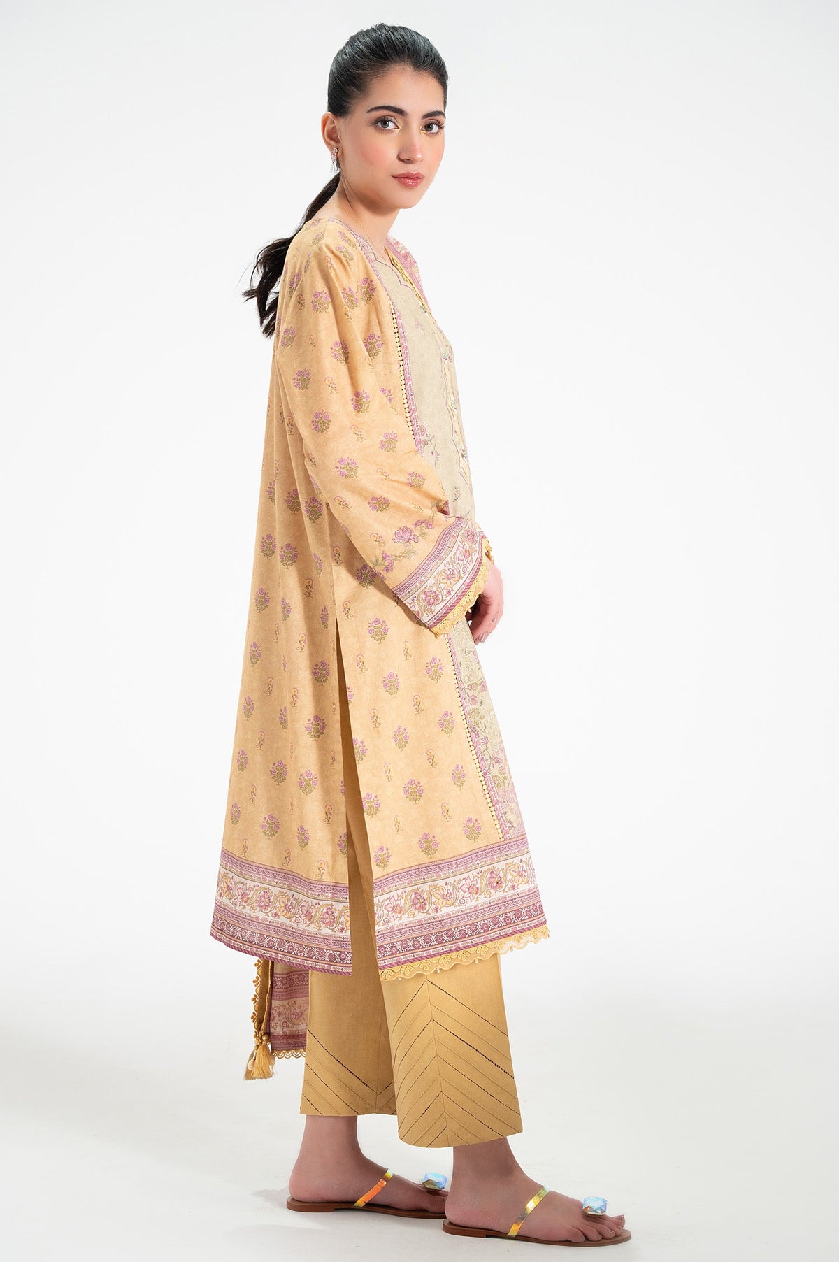 UNSTITCHED PRINTED SUIT