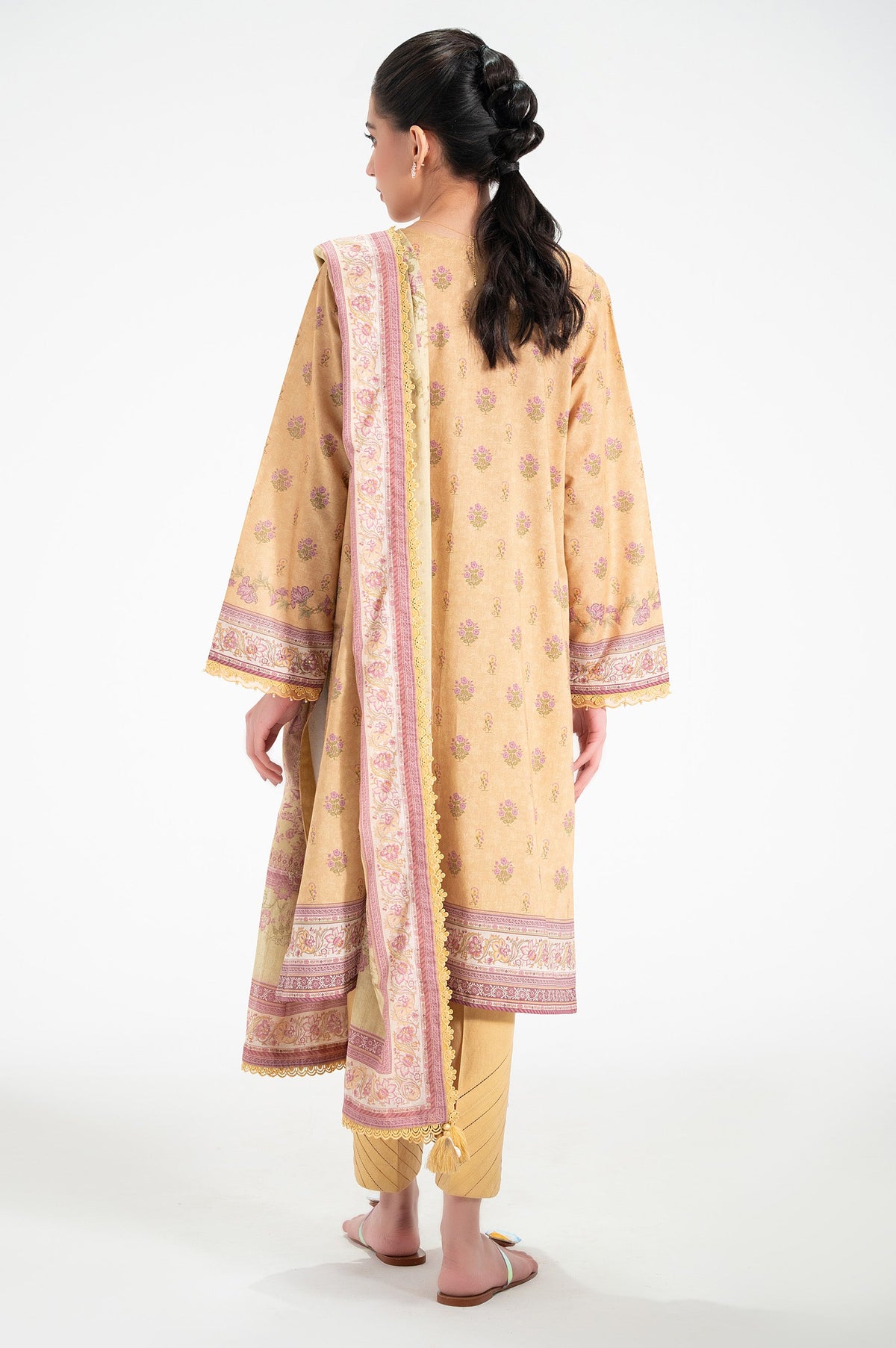UNSTITCHED PRINTED SUIT