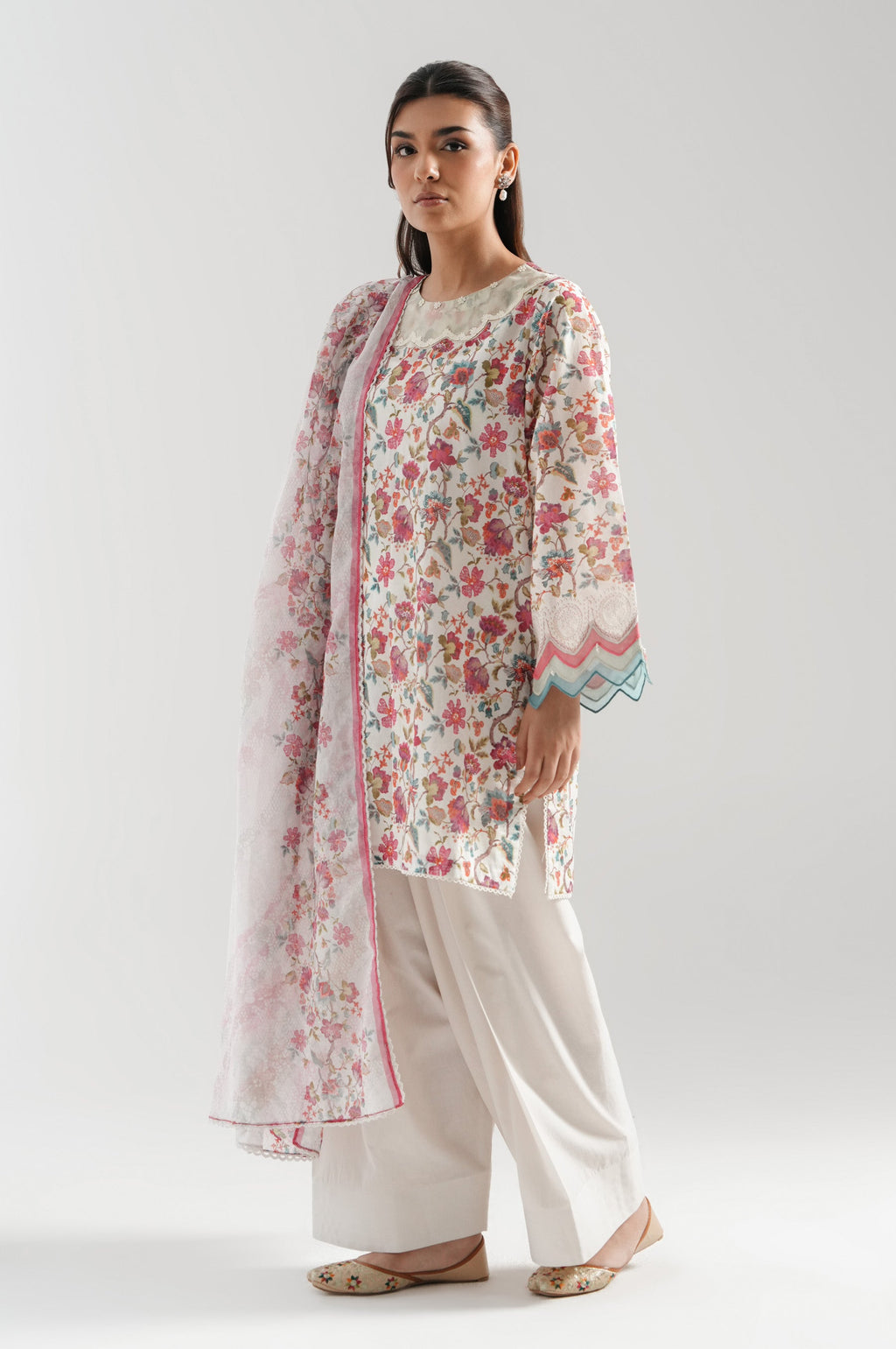 UNSTITCHED PRINTED SUIT