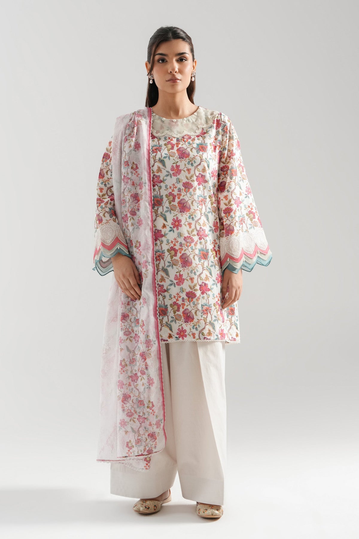 UNSTITCHED PRINTED SUIT