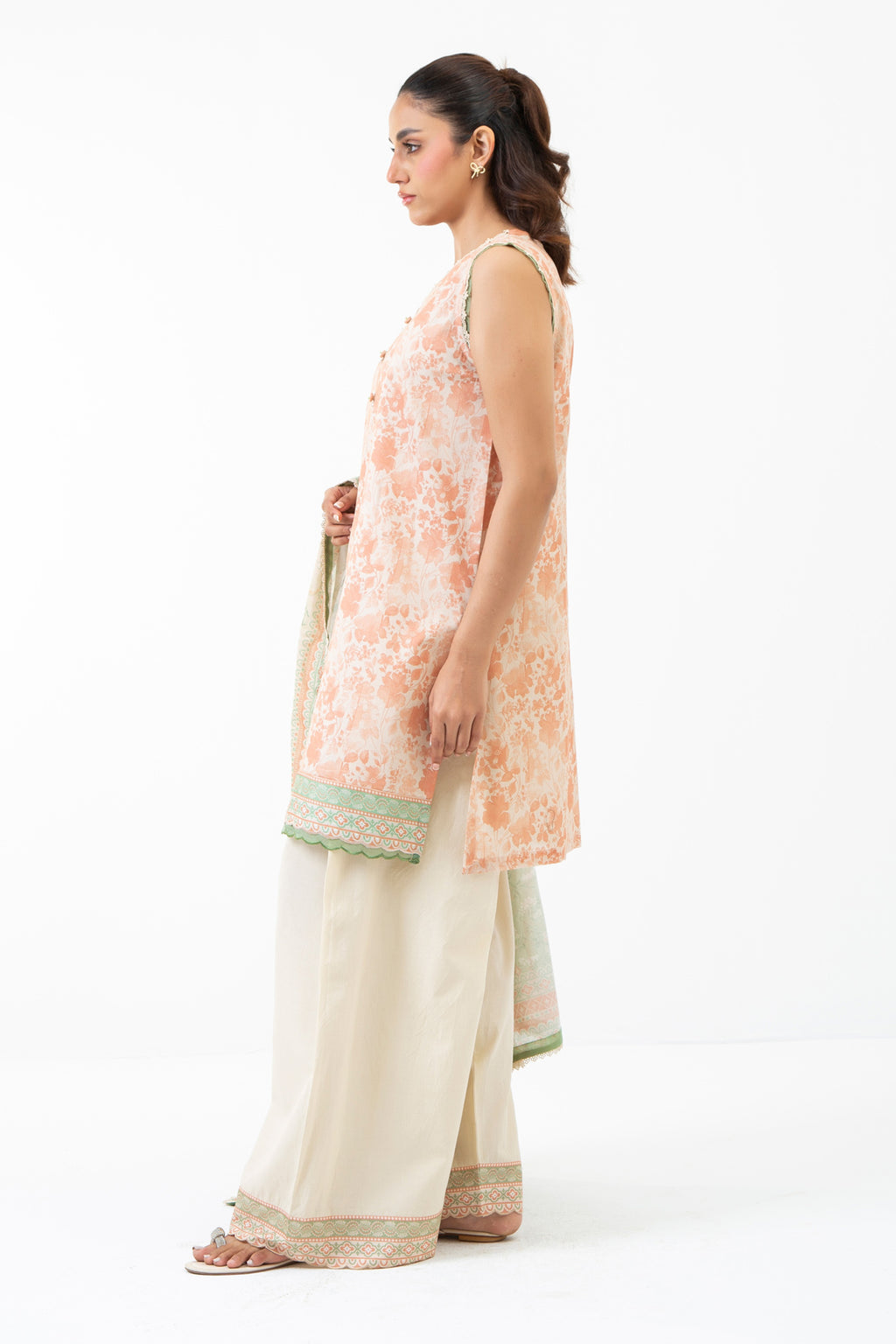 PRINTED CAMBRIC UNSTITCHED 3 PIECE SUIT