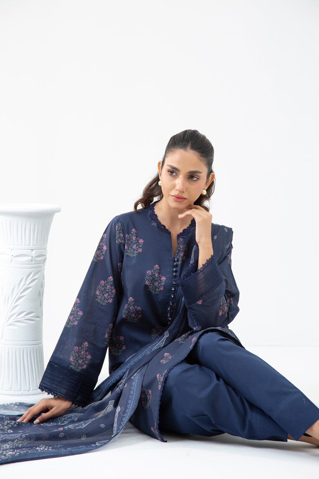 PRINTED CAMBRIC UNSTITCHED 3 PIECE SUIT