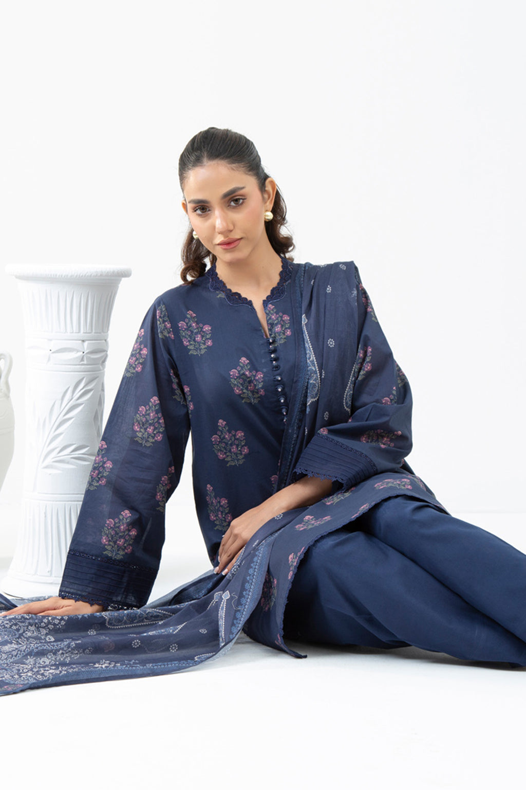 PRINTED CAMBRIC UNSTITCHED 3 PIECE SUIT