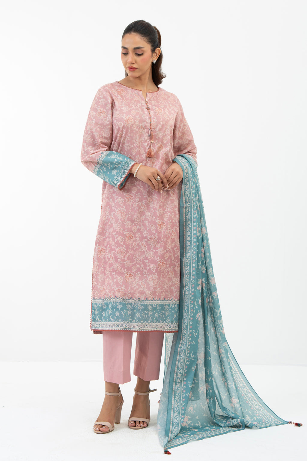 PRINTED LAWN UNSTITCHED 3 PIECE SUIT