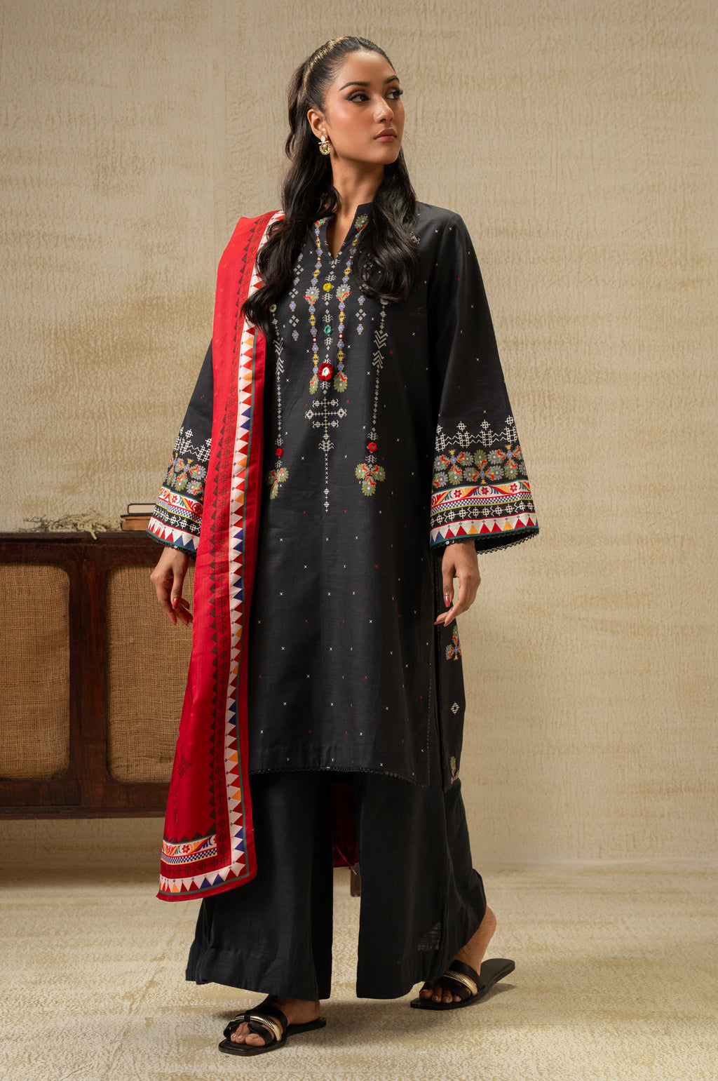 UNSTITCHED DIGITAL PRINTED SUIT