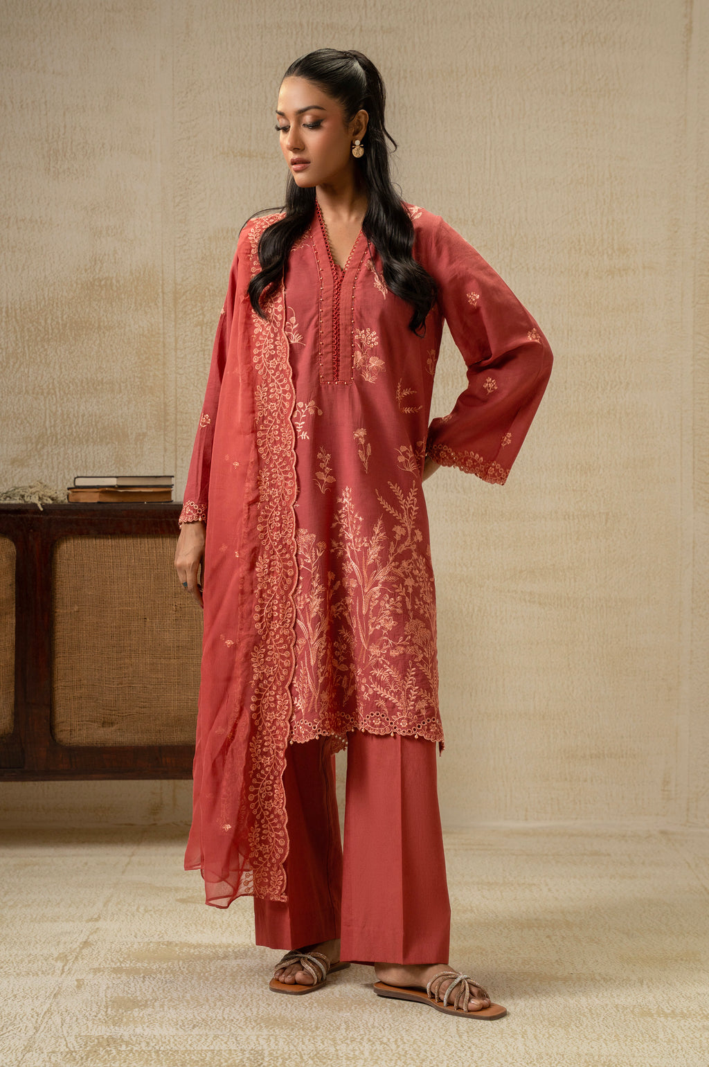 UNSTITCHED DYED EMBROIDERED SUIT