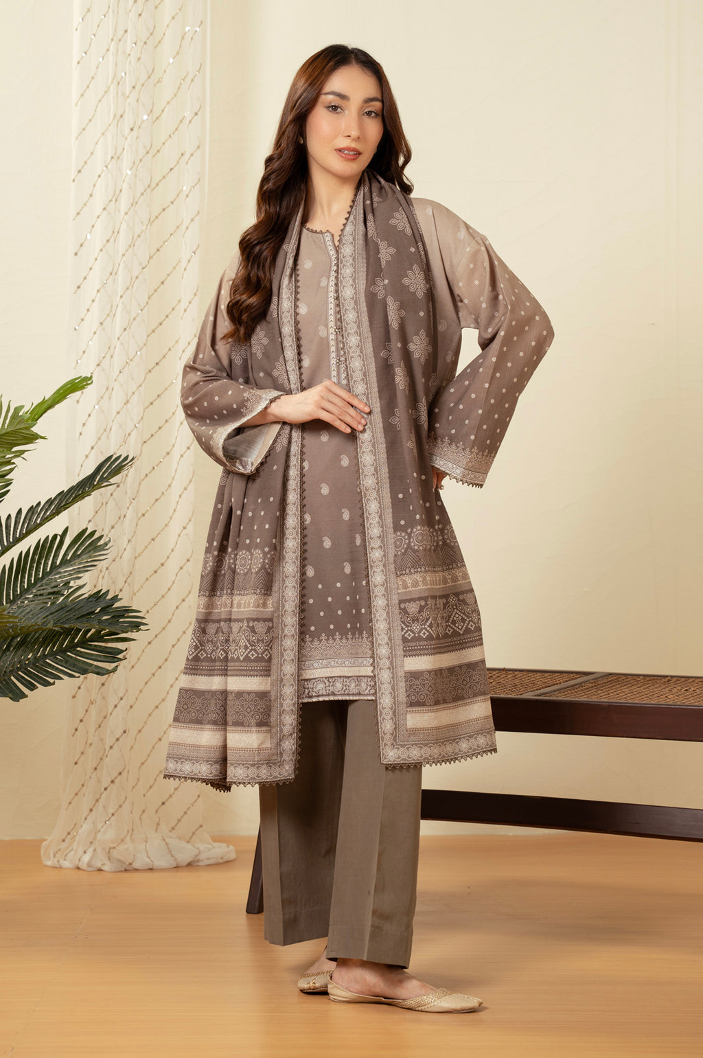 UNSTITCHED PRINTED SUIT