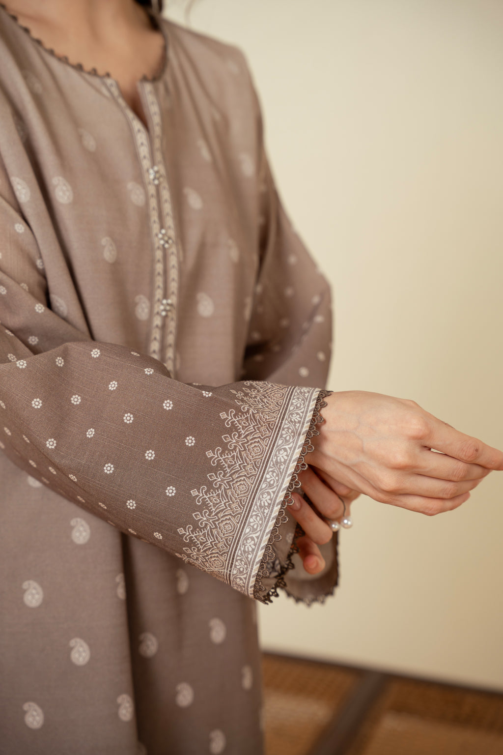 UNSTITCHED PRINTED SUIT