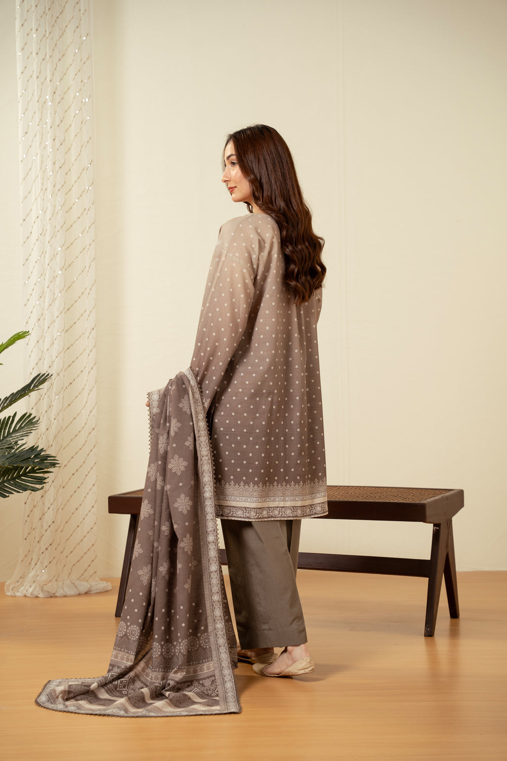 UNSTITCHED PRINTED SUIT