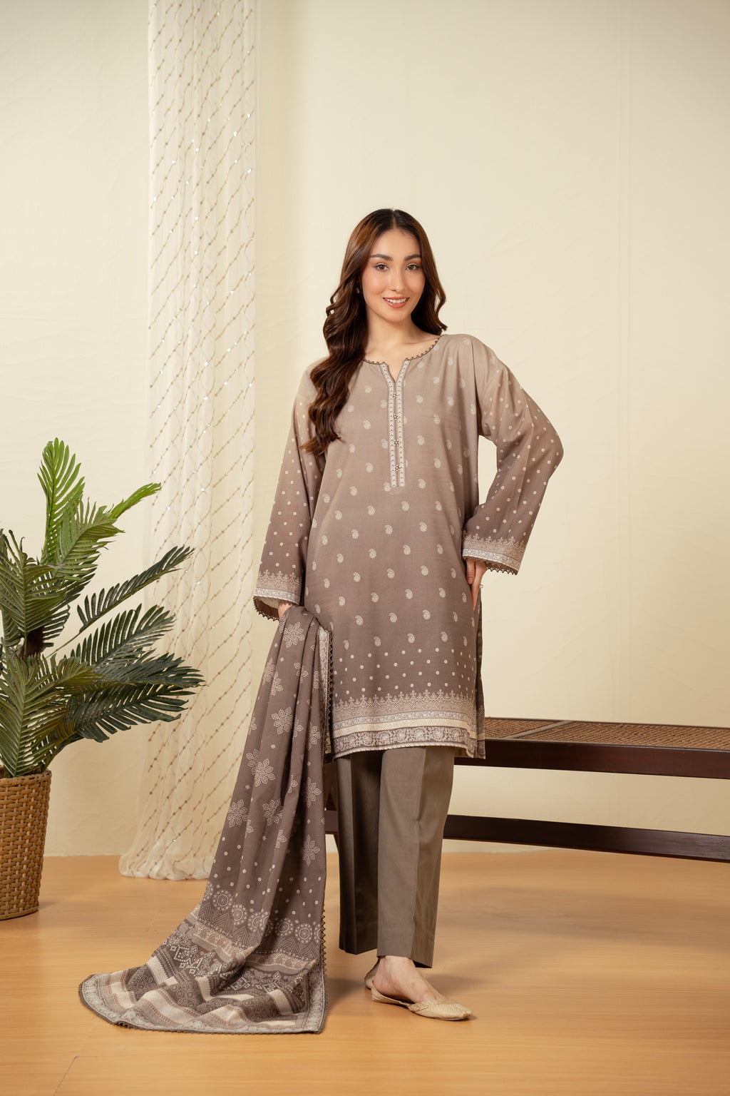 UNSTITCHED PRINTED SUIT