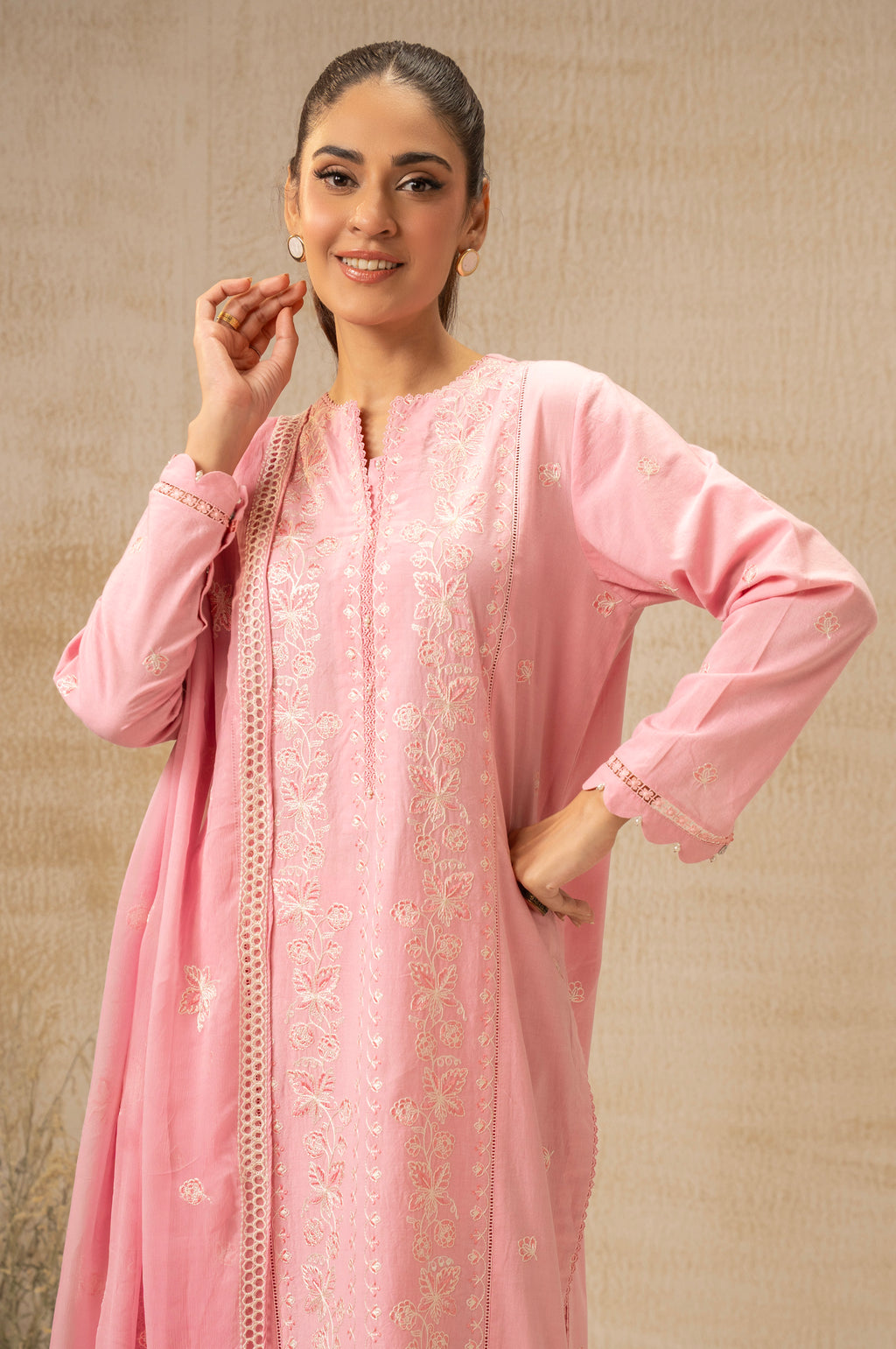 UNSTITCHED EMBROIDERED SUIT
