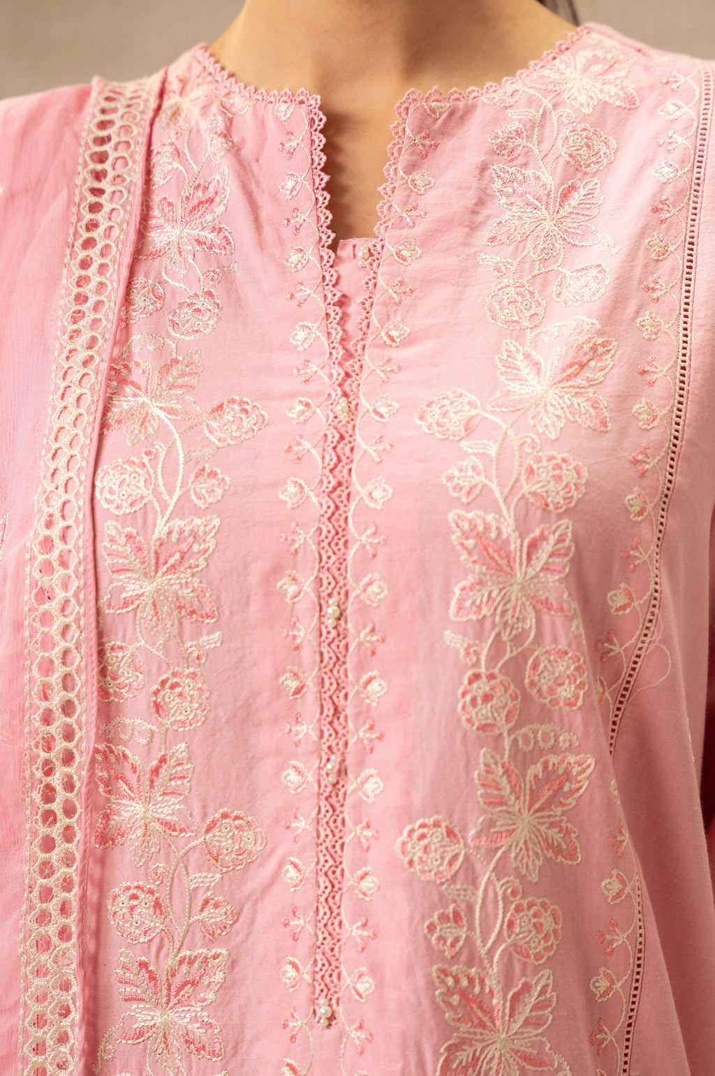 UNSTITCHED EMBROIDERED SUIT (FACTORY E-OUTLET)