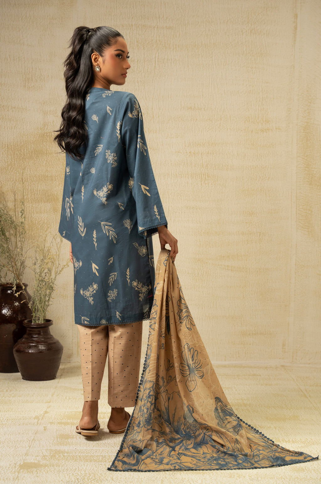 UNSTITCHED DIGITAL PRINTED SUIT
