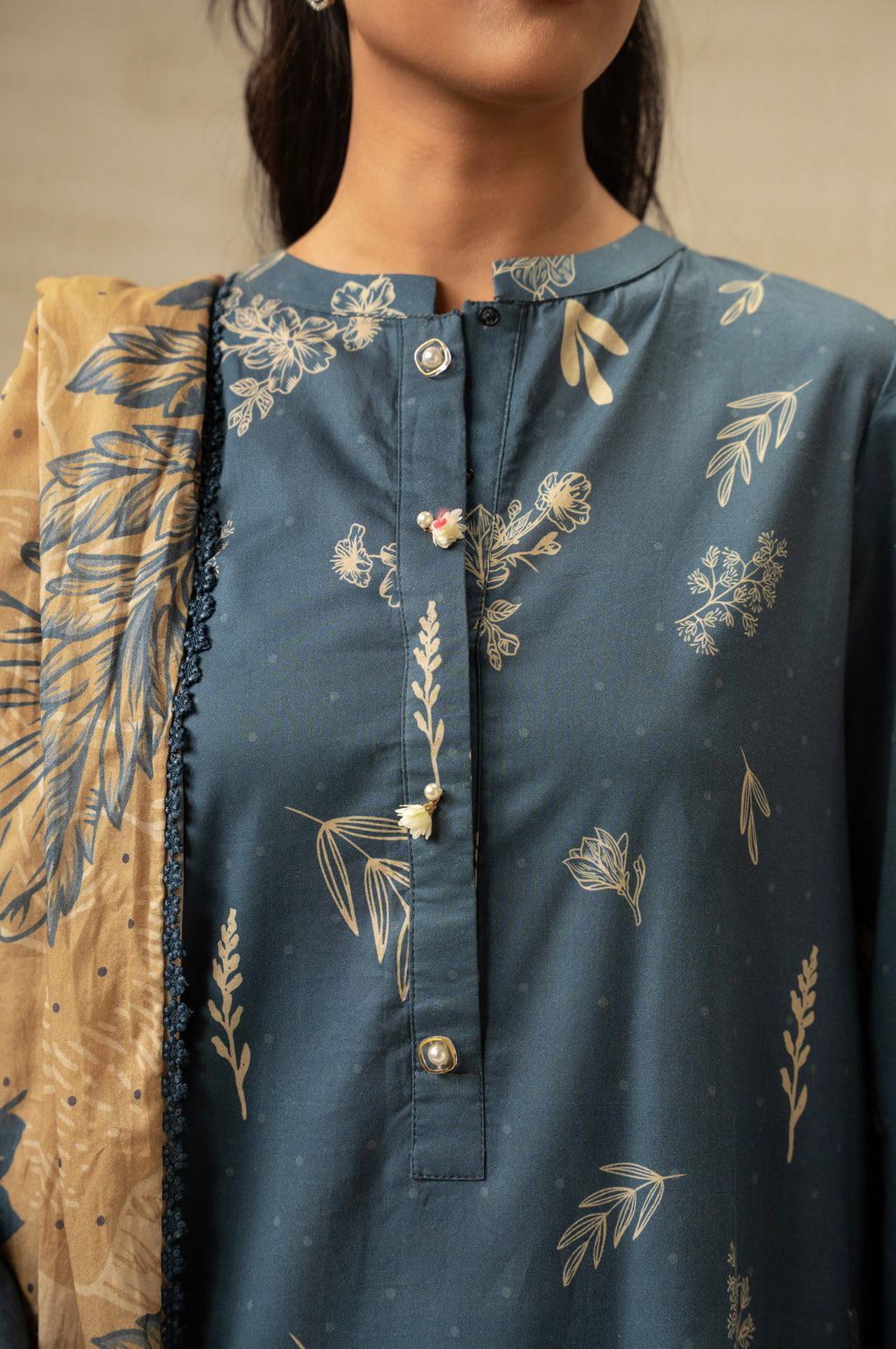 UNSTITCHED DIGITAL PRINTED SUIT