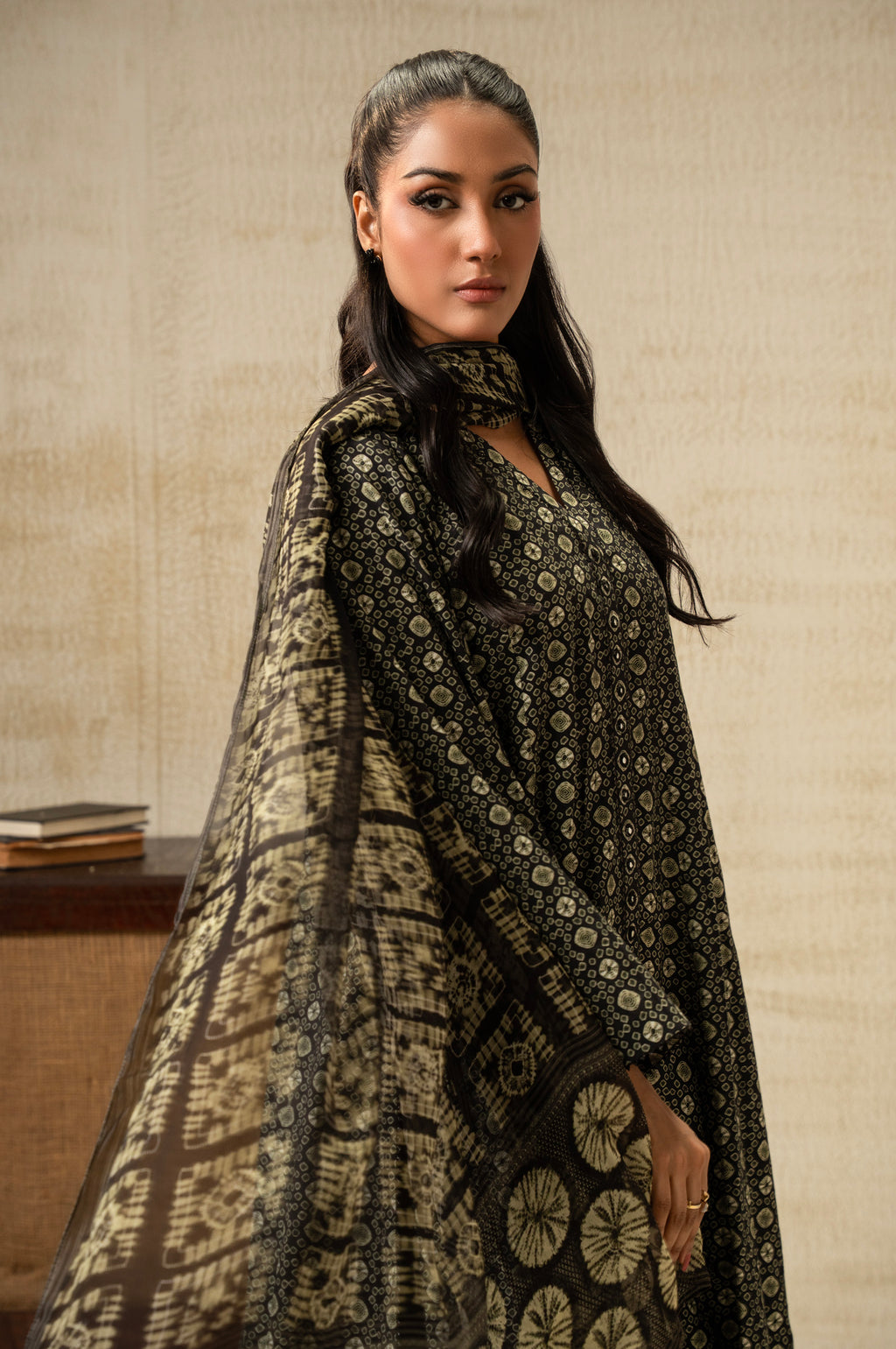 UNSTITCHED DIGITAL PRINTED SUIT