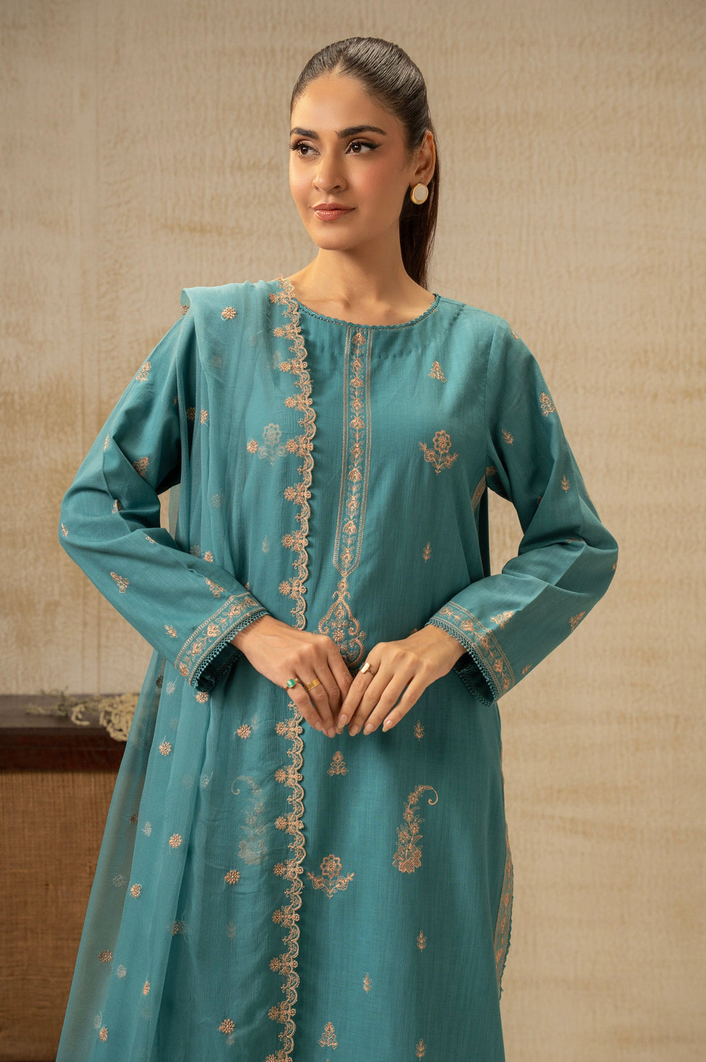 EMBROIDERED KHADDAR UNSTITCHED SHIRT BOTTOM