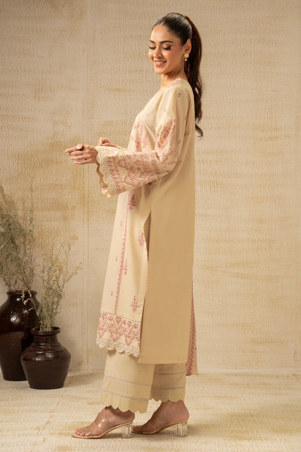 UNSTITCHED DYED EMBROIDERED SUIT