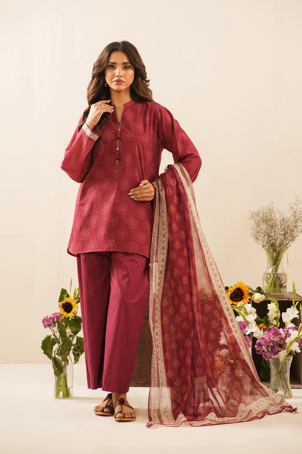 PRINTED LAWN UNSTITCHED 3 PIECE SUIT