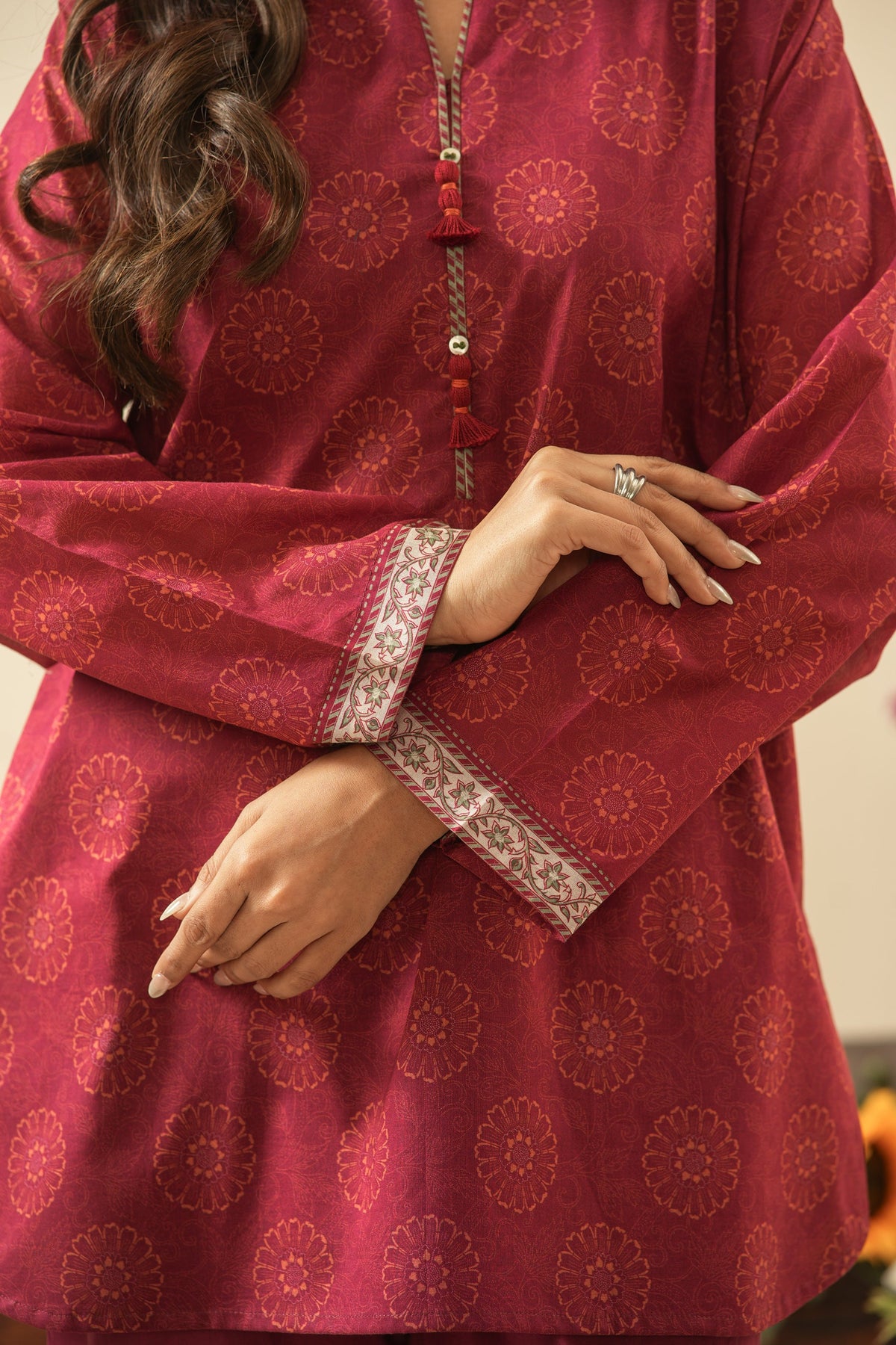 PRINTED LAWN UNSTITCHED 3 PIECE SUIT