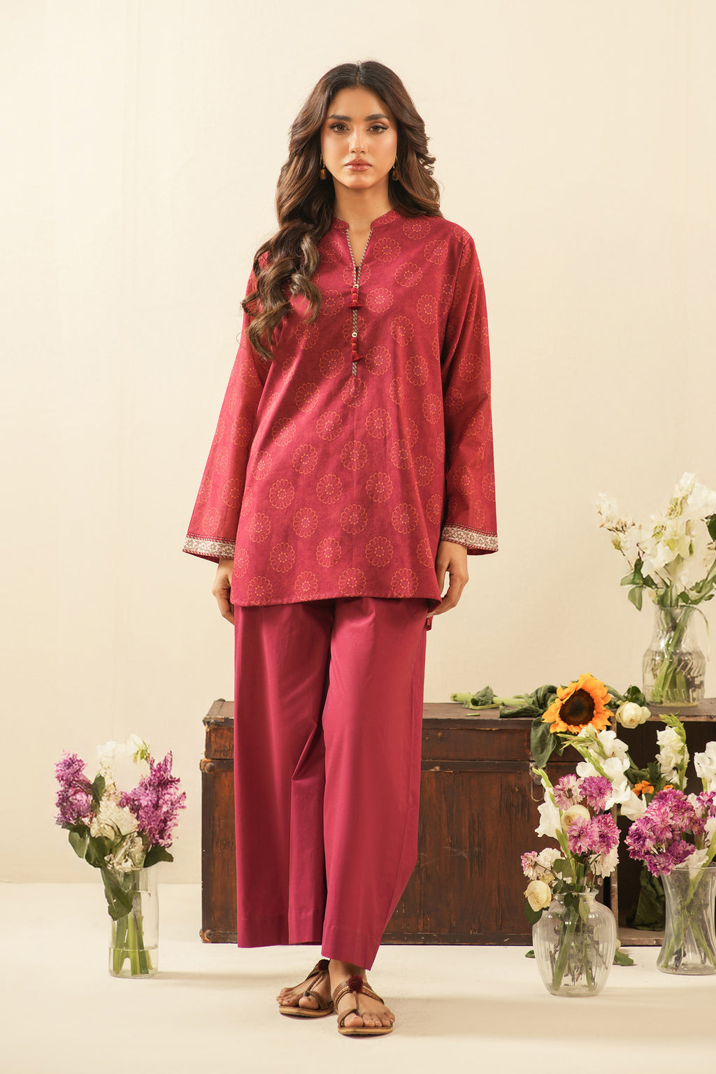 PRINTED LAWN UNSTITCHED 3 PIECE SUIT