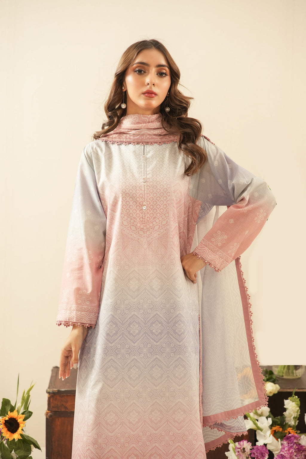 PRINTED LAWN UNSTITCHED 3 PIECE SUIT