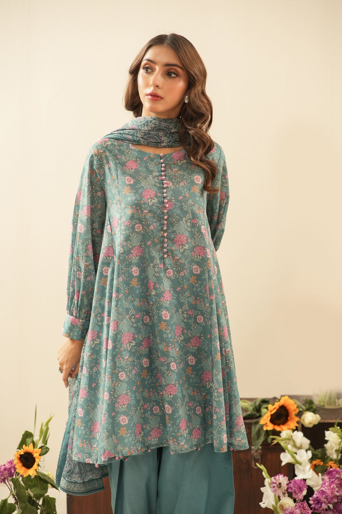 PRINTED LAWN UNSTITCHED 3 PIECE SUIT