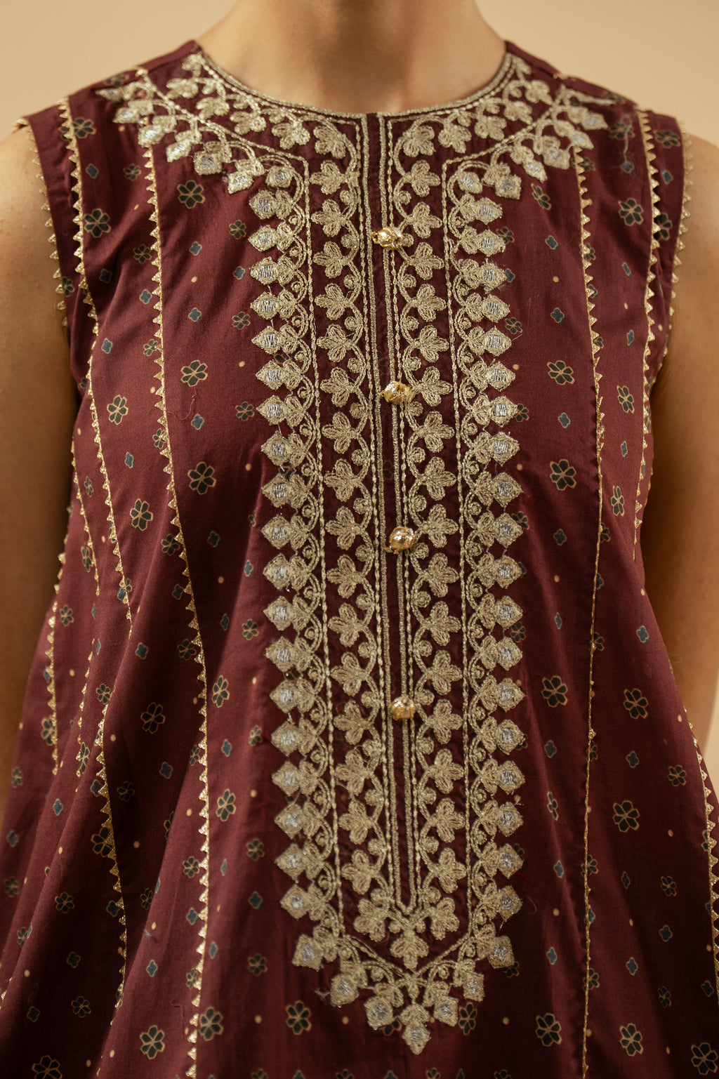 EMBROIDERED LAWN UNSTITCHED 3 PIECE SUIT