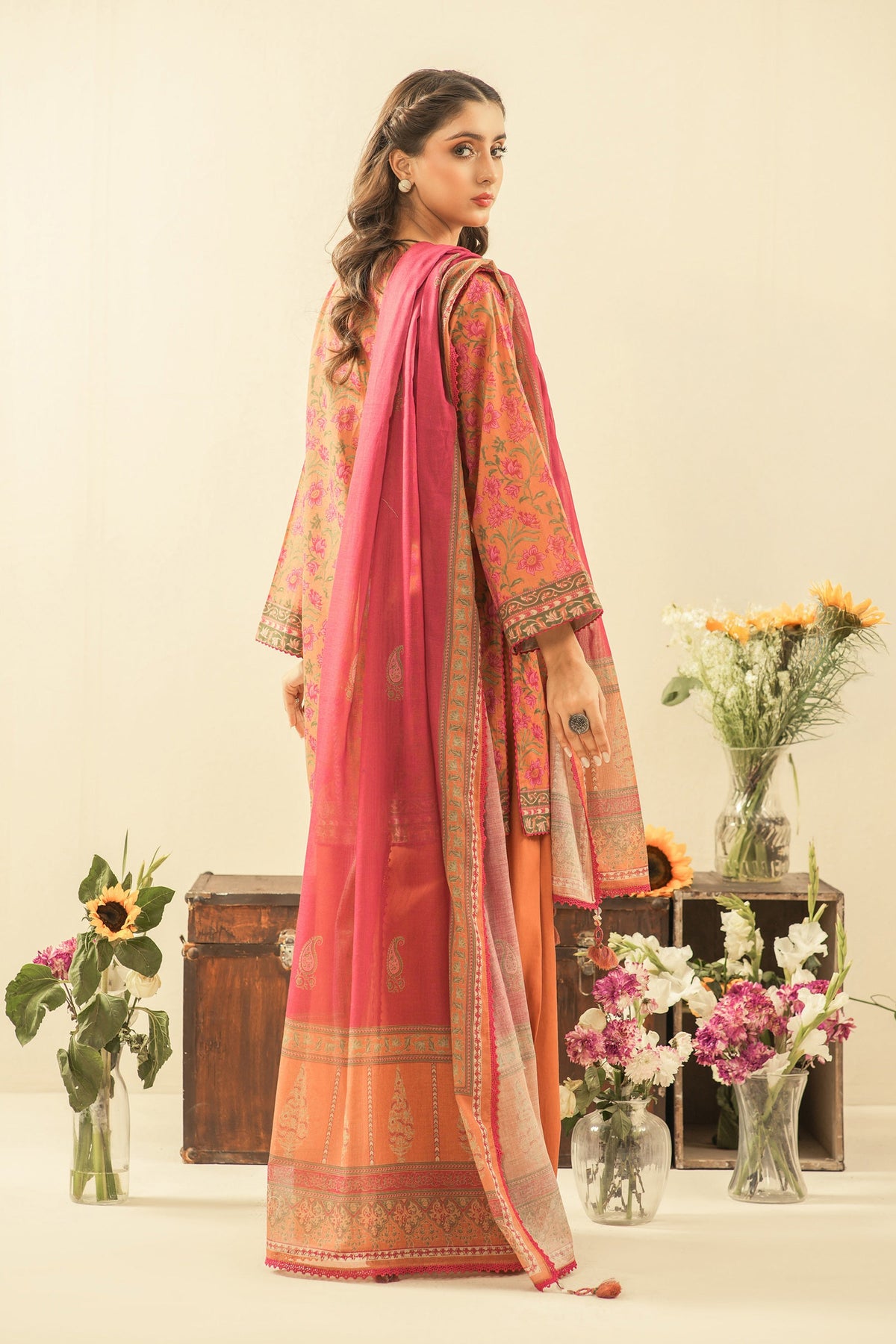 UNSTITCHED 3 PIECE SUIT