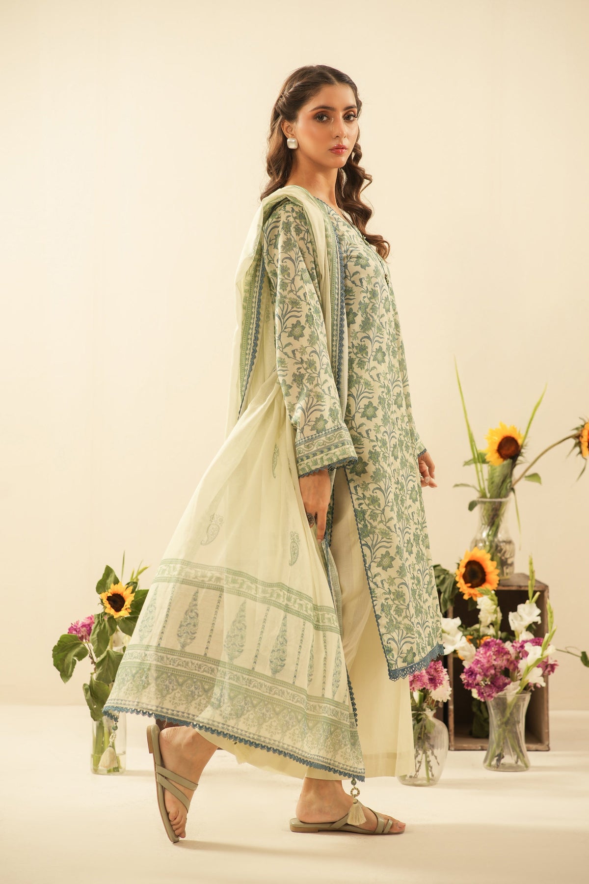 UNSTITCHED 3 PIECE SUIT