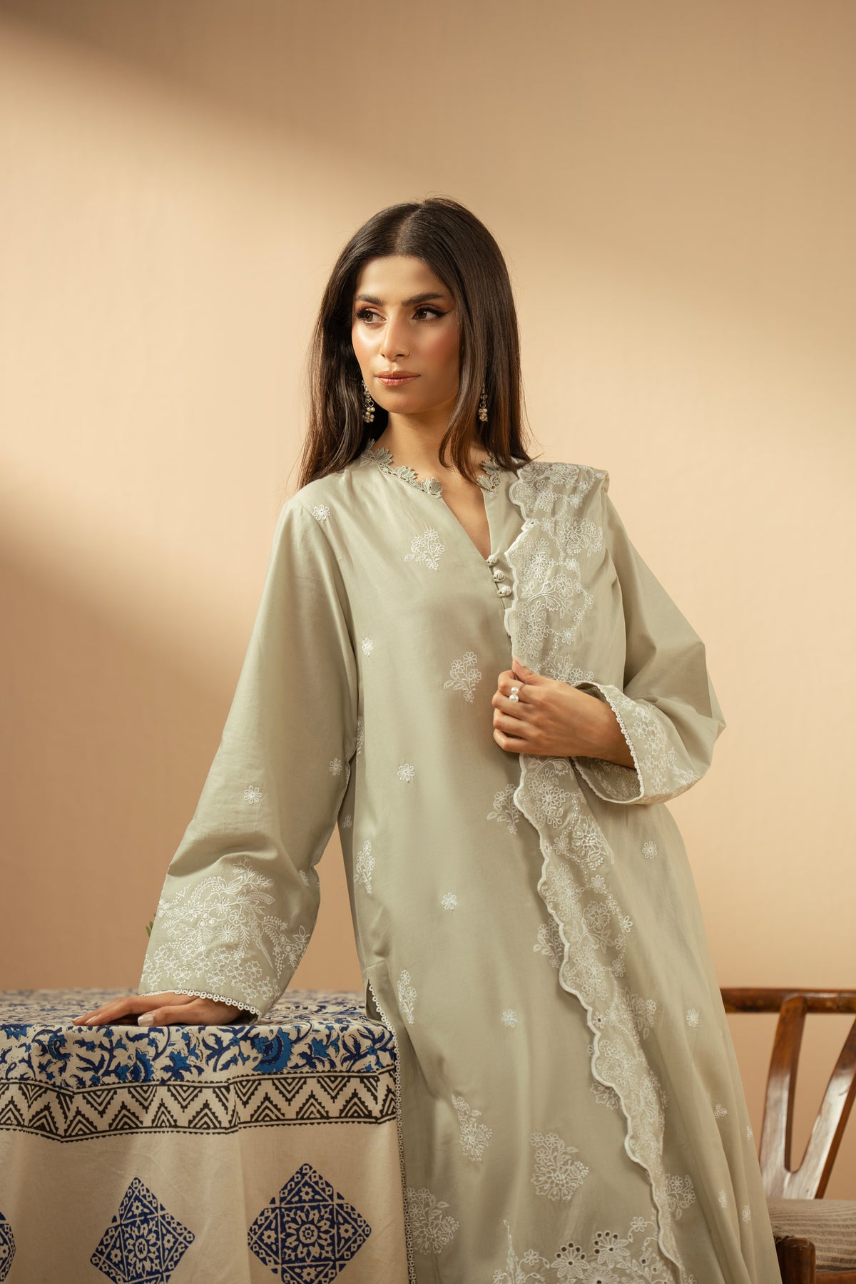 UNSTITCHED 3 PIECE SUIT