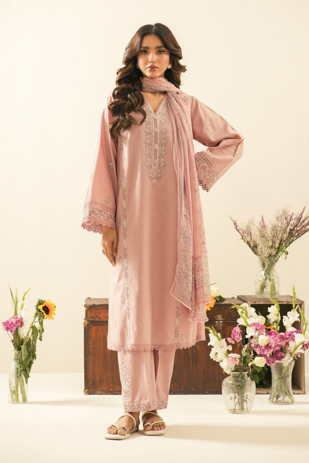 EMBROIDERED CAMBRIC UNSTITCHED 3 PIECE SUIT