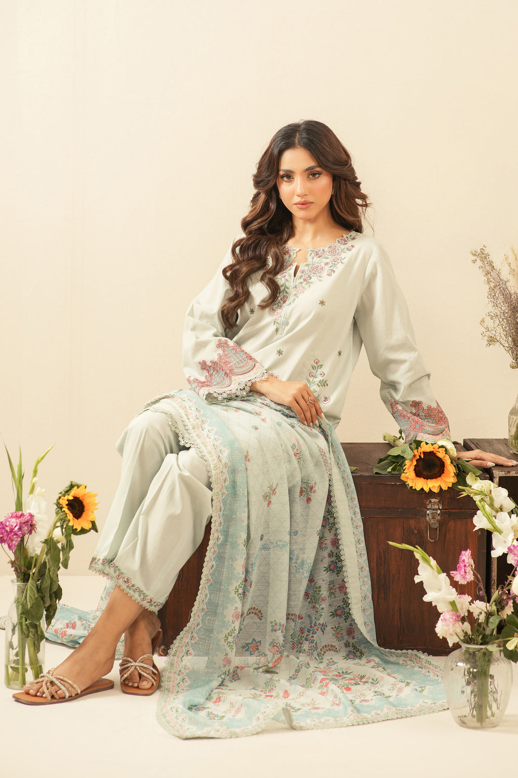 EMBROIDERED CAMBRIC UNSTITCHED 3 PIECE SUIT