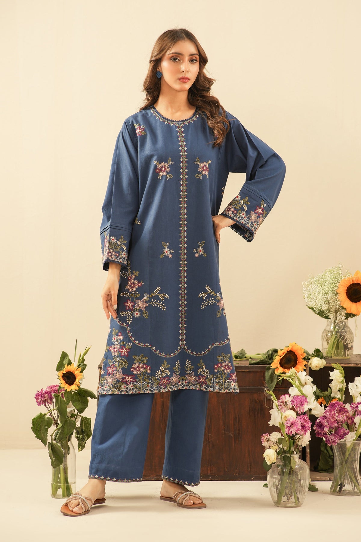 EMBROIDERED CAMBRIC UNSTITCHED 3 PIECE SUIT