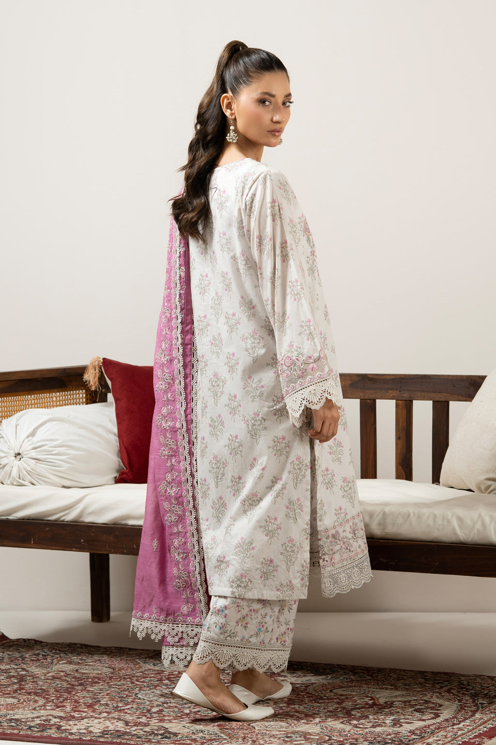EMBROIDERED CAMBRIC UNSTITCHED 3 PIECE SUIT